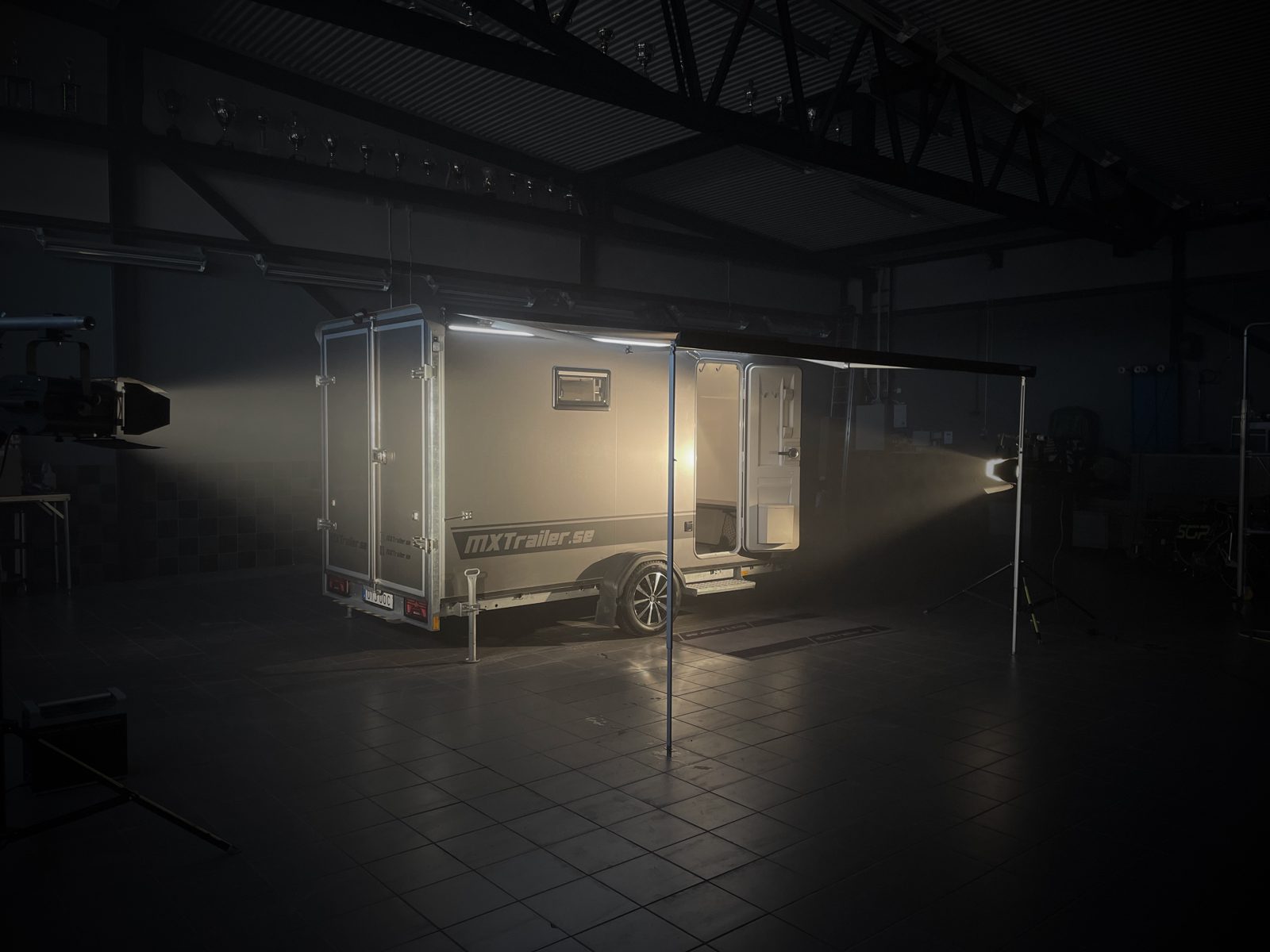 MXTrailer, bild 1
